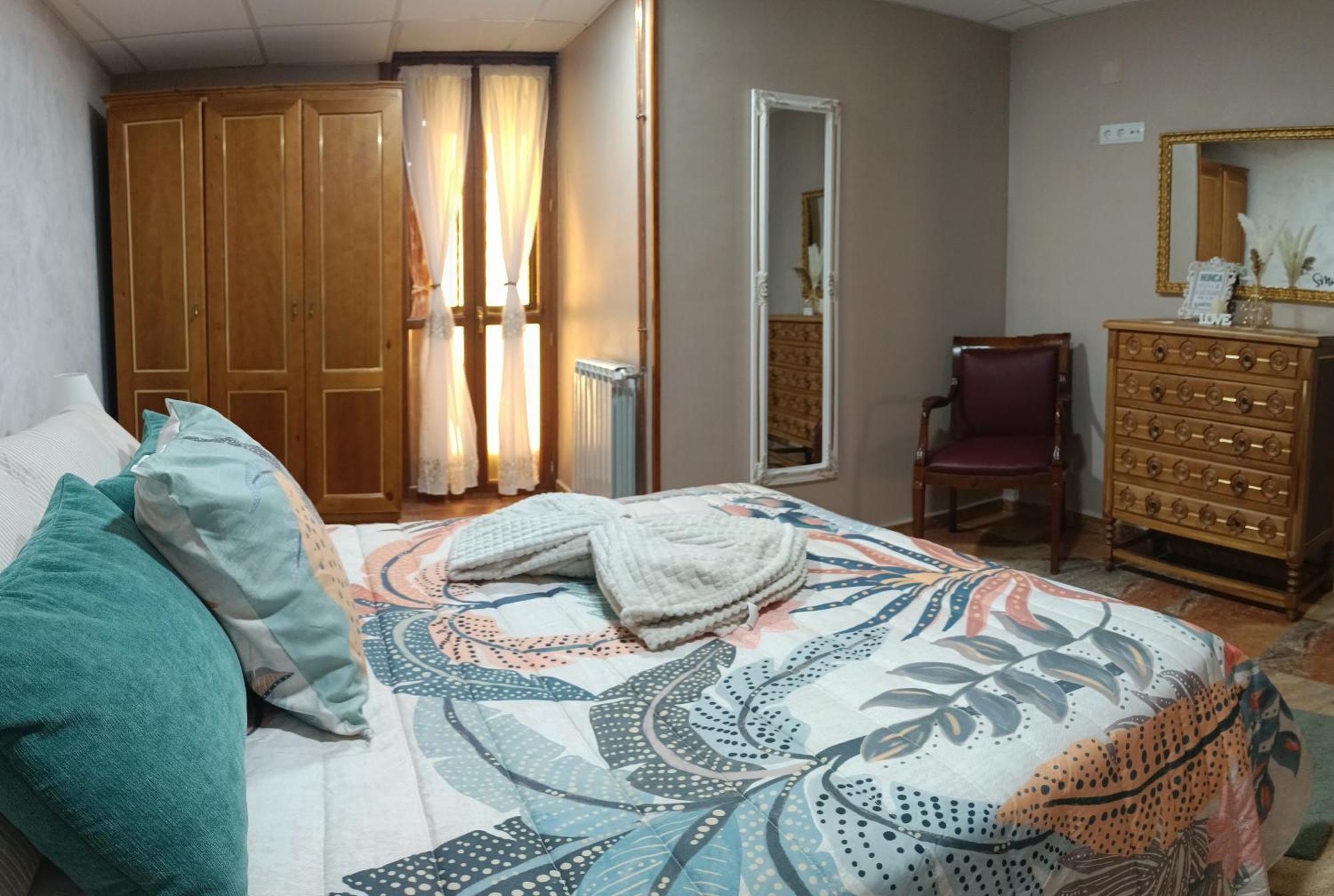 Mikaela Planta Baja-Con Patio Apartamento El Burgo De Osma Quarto foto